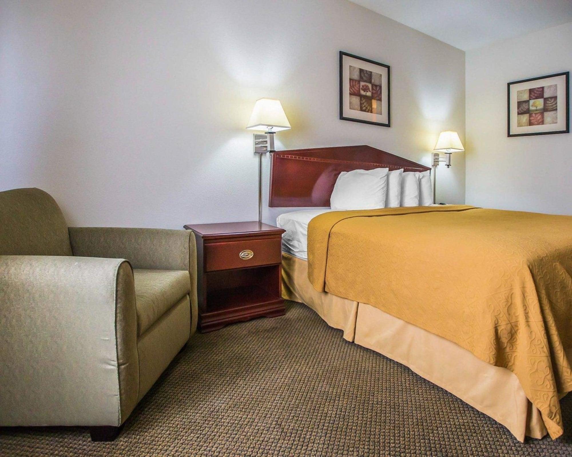 Quality Inn Peru Near Starved Rock State Park Esterno foto