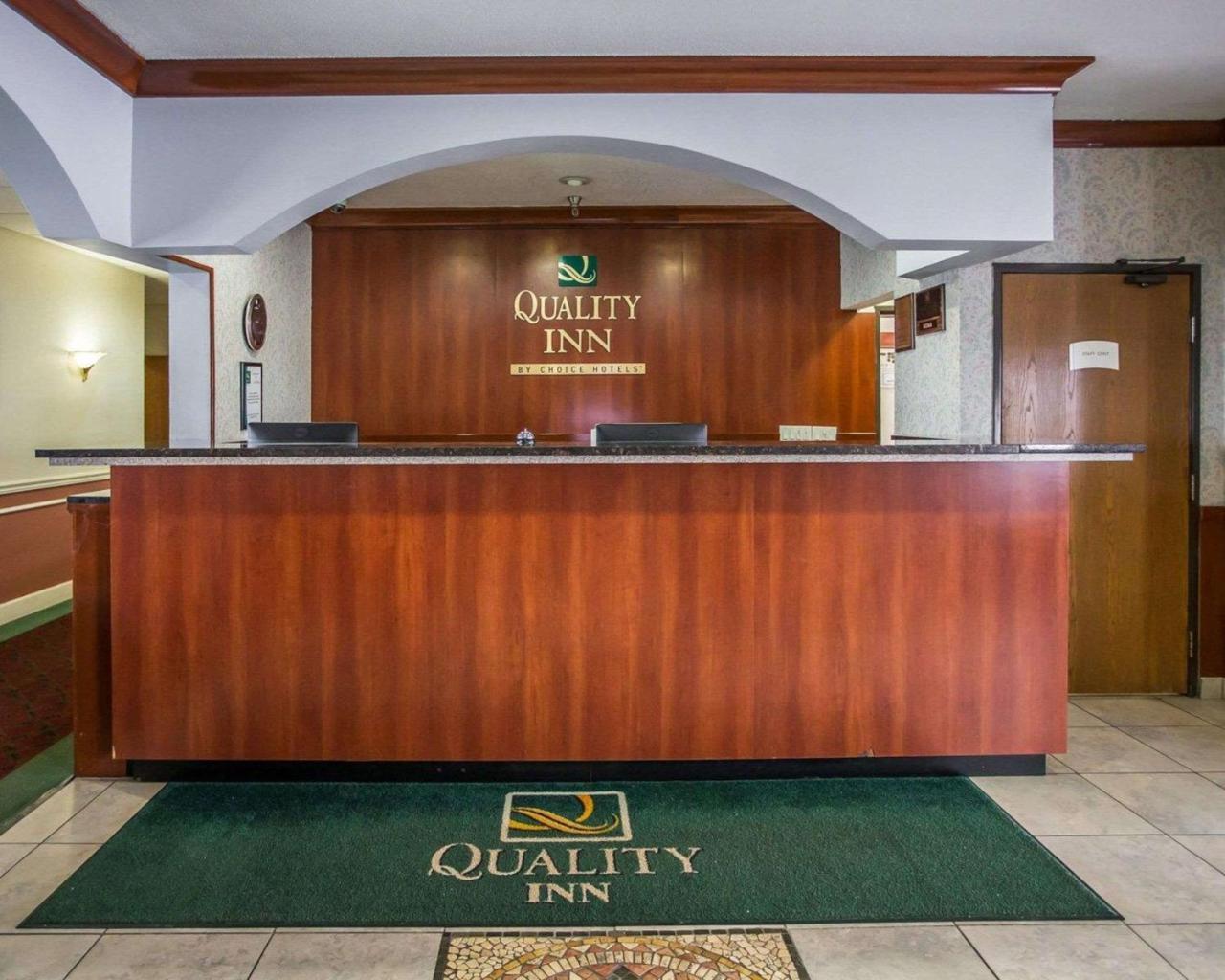 Quality Inn Peru Near Starved Rock State Park Esterno foto