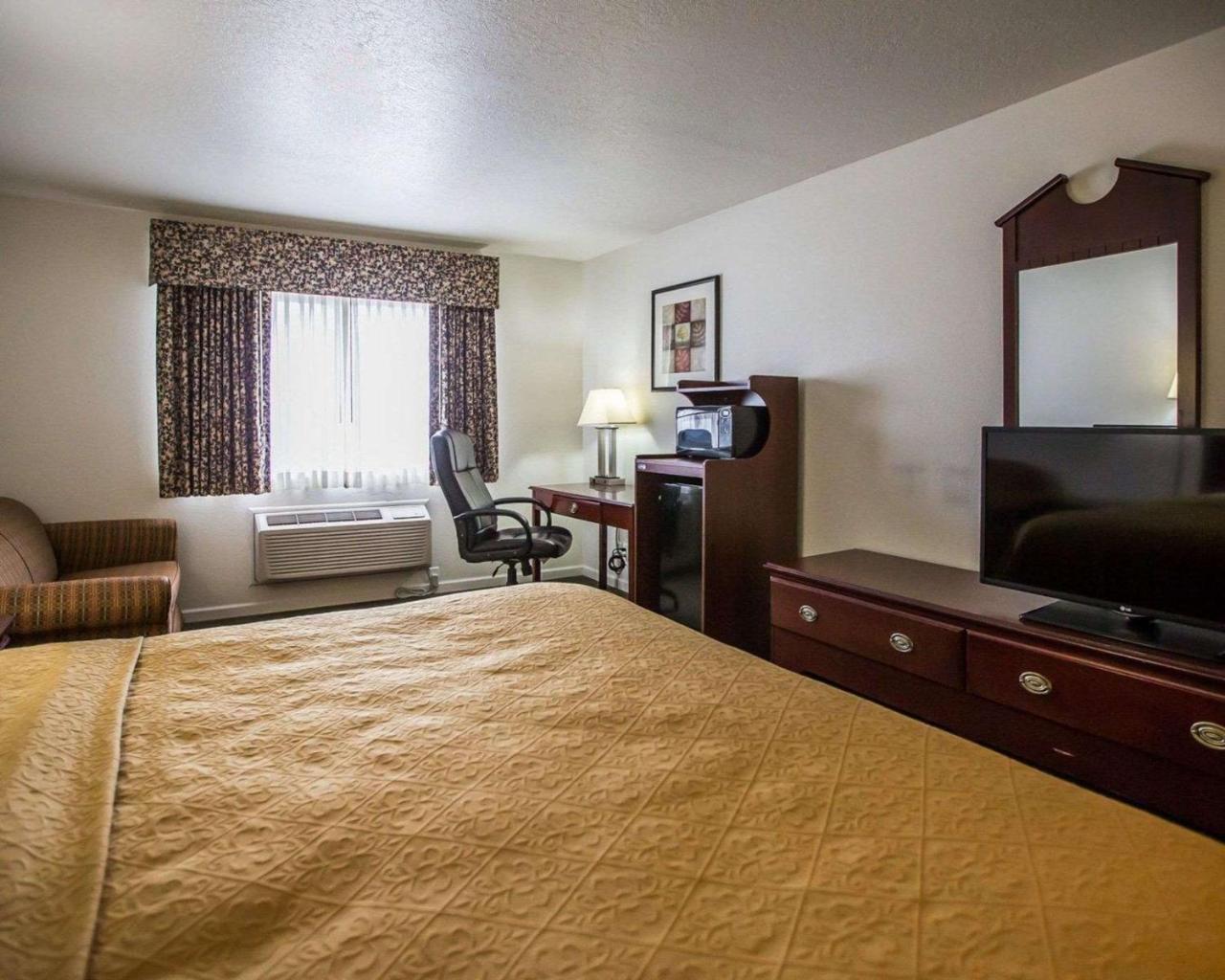 Quality Inn Peru Near Starved Rock State Park Esterno foto